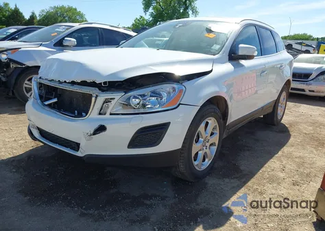 2013 Volvo Xc60 3.2/3.2 Platinum/3.2 Premier/3.2 Premier Plus z USA, uszkodzony, nr VIN YV4952DL3D2405978